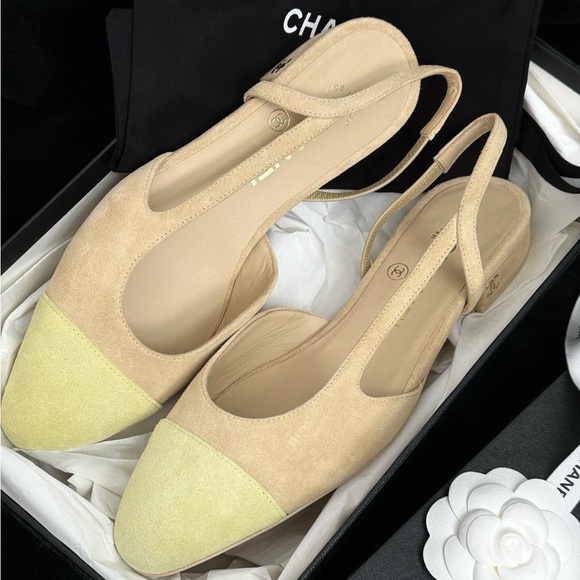Chanel yellow suede slingback 36.5/6.5-7 NWOT - Picture 2 of 4